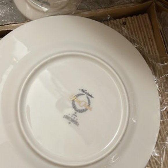 Noritake sweet surprise 5pc set - Picture 2 of 2
